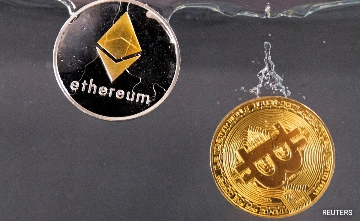Donald Trump's Crypto Reserve Post Sparks Rally, Dash For Currencies