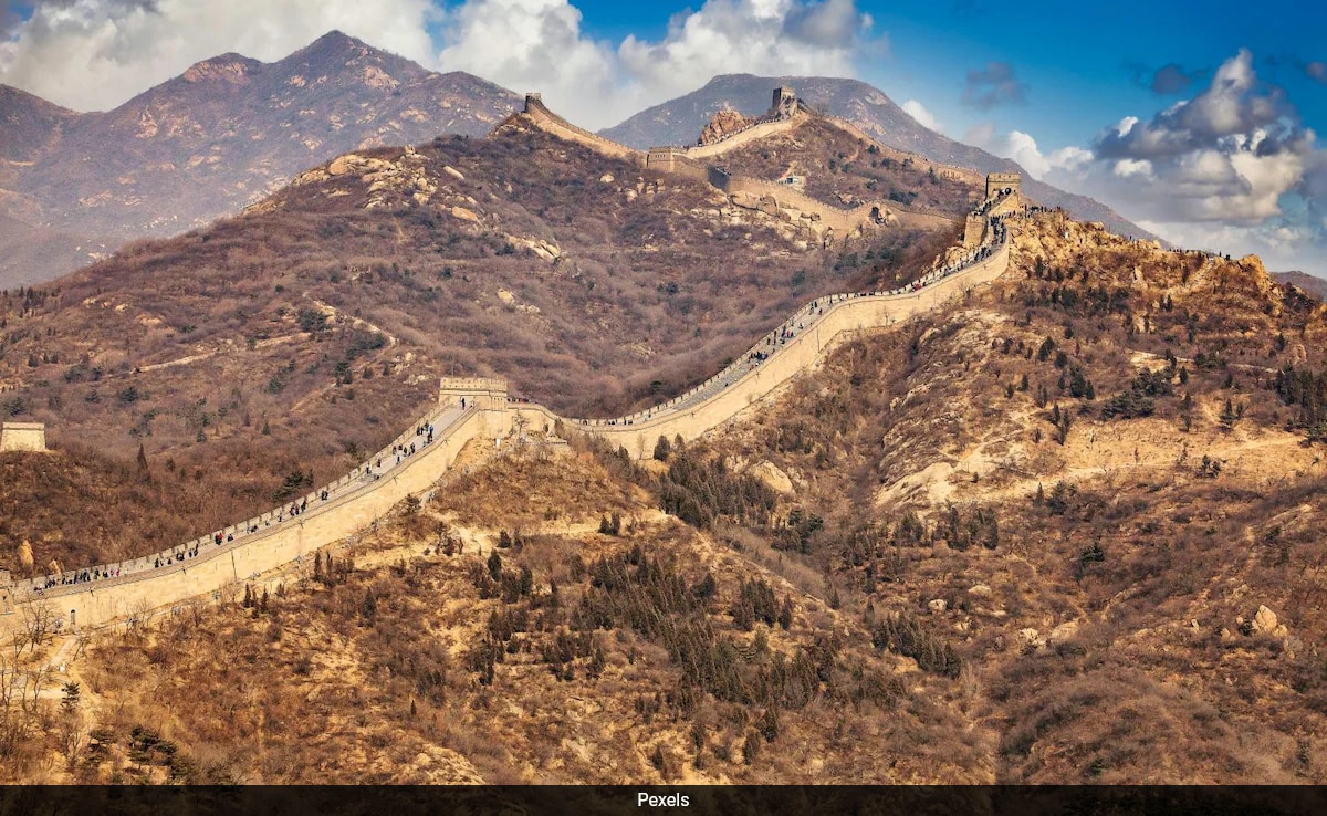 Japan Tourists Deported After Man Exposes Buttocks On Great Wall Of China