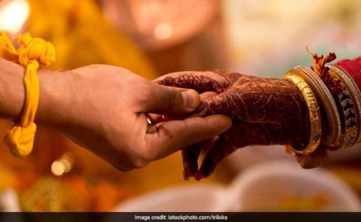 Man Kills Wife Hours After Wedding Ceremony In UP, Dies By Suicide: Cops