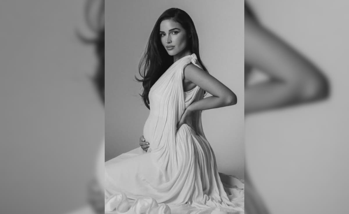Model-Actress Olivia Culpo Announces Pregnancy With Christian McCaffrey