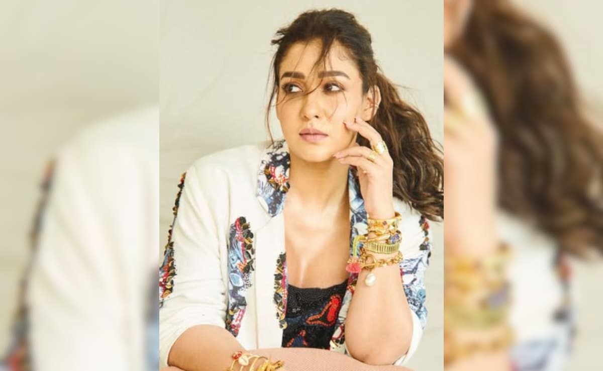 Nayanthara On A Fast For A Month To Play Amman In Mookuthi Amman 2