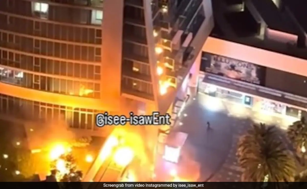 Over 400 Guests Evacuated As Fire Erupts At Australia's Hilton Hotel