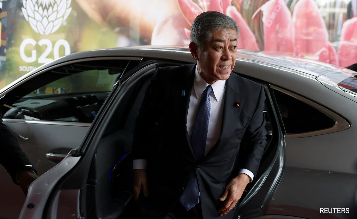 Russia Permanently Bans Japan's Foreign Minister, 8 Others From Entering Country