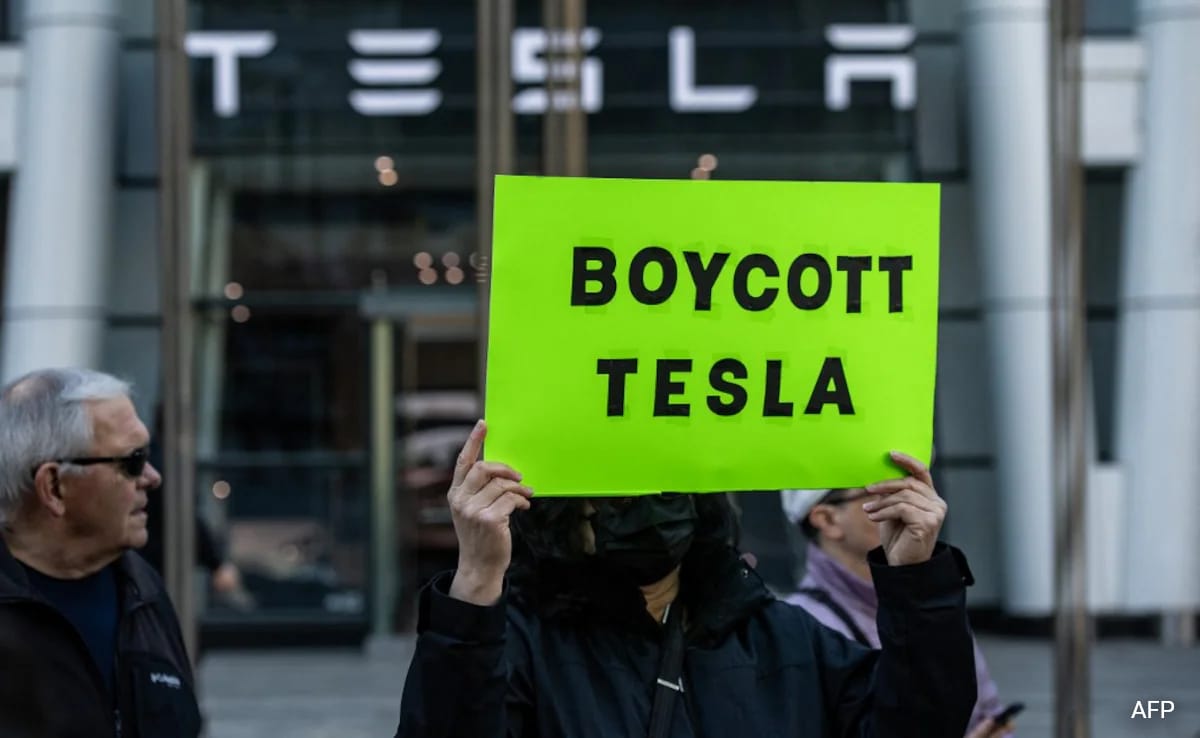 Tesla Owners Are Trading In Their EVs At Record Levels Amid Musk Backlash