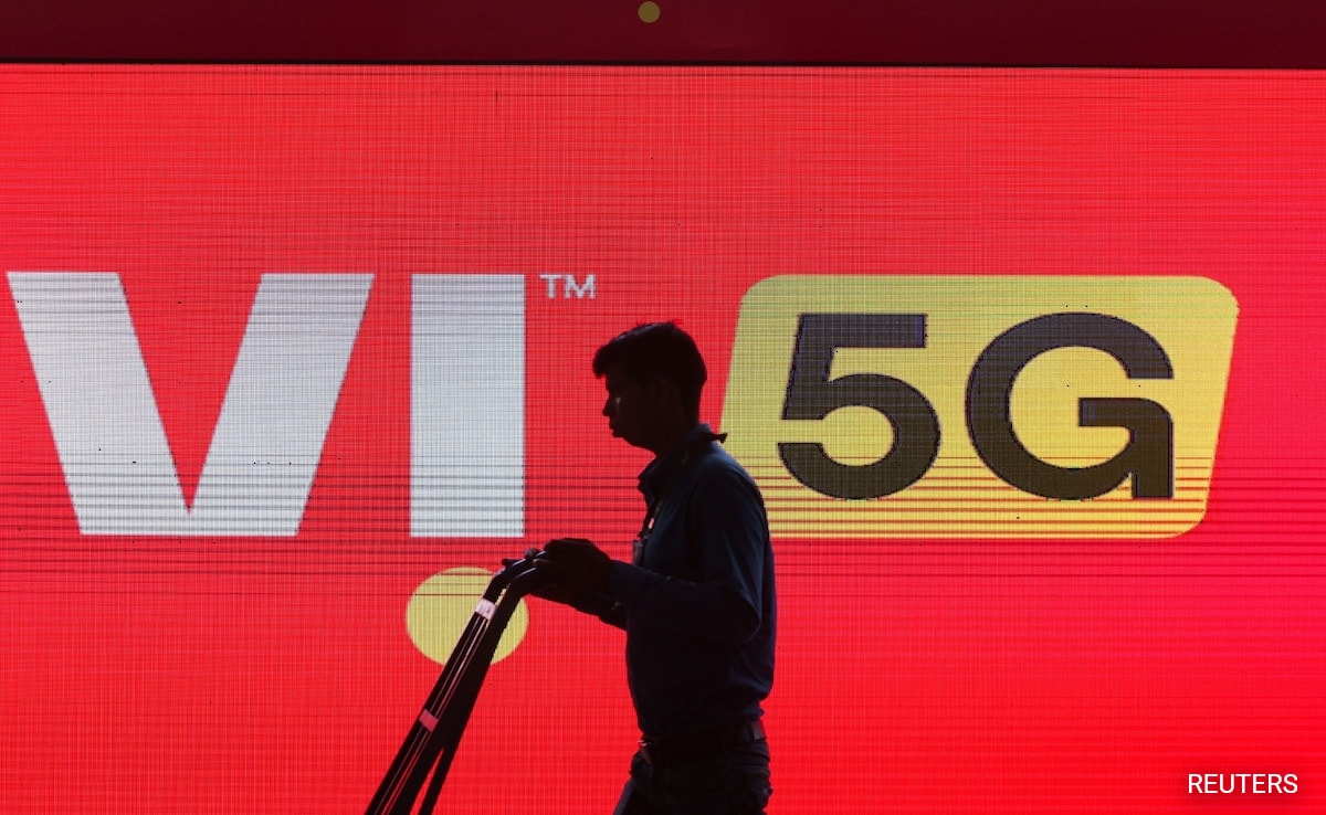 Vodafone Idea In Talks With Elon Musk's Starlink, Other Satcom Providers