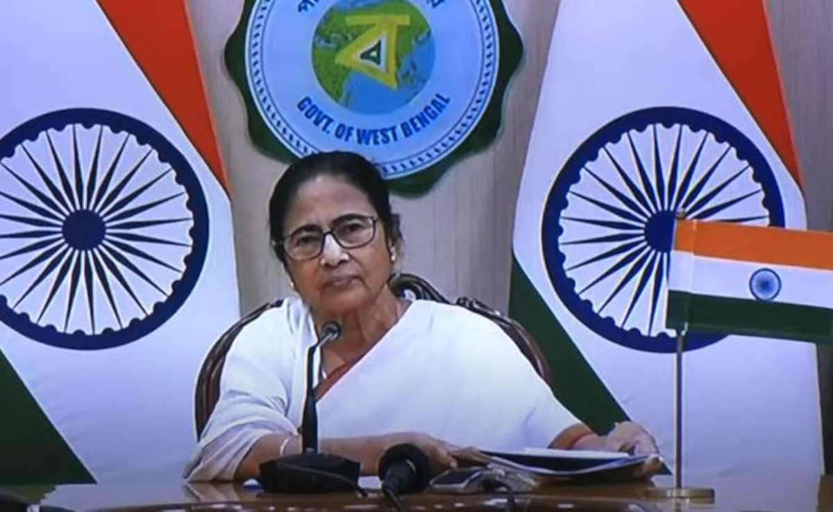 West Bengal Assembly Passes Bill To Allow Women To Work In Bars