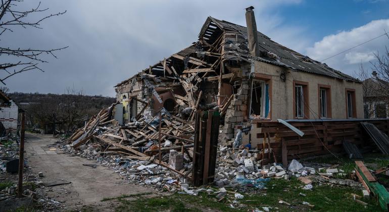 Ukraine: Ongoing Russian strikes continue alarming civilian casualty trend