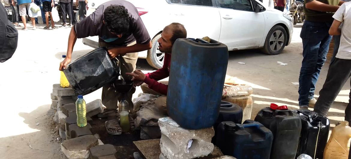 Fuel vendors sell their products at sharply inflated prices, with a litre of fuel reaching around 100 shekels. Fuel vendors sell their products at sharply inflated prices, with a litre of fuel reaching around 100 shekels.
