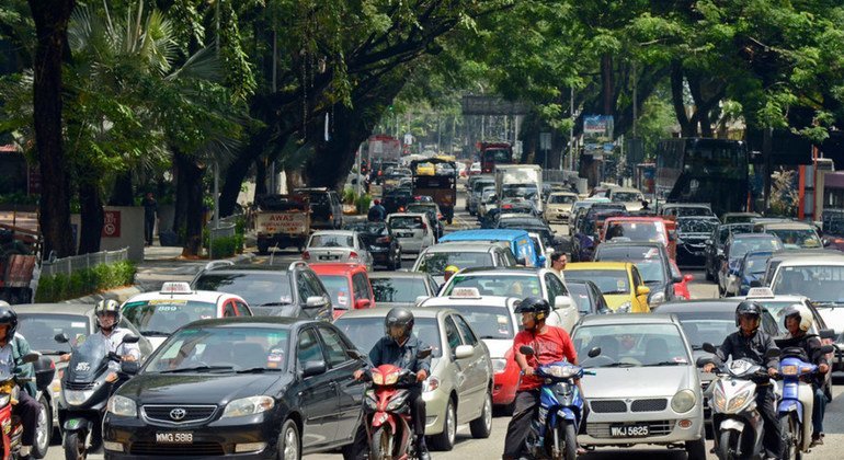 World News in Brief: Cambodia-Thailand ceasefire, bloody weekend in Ukraine, stop hepatitis deaths