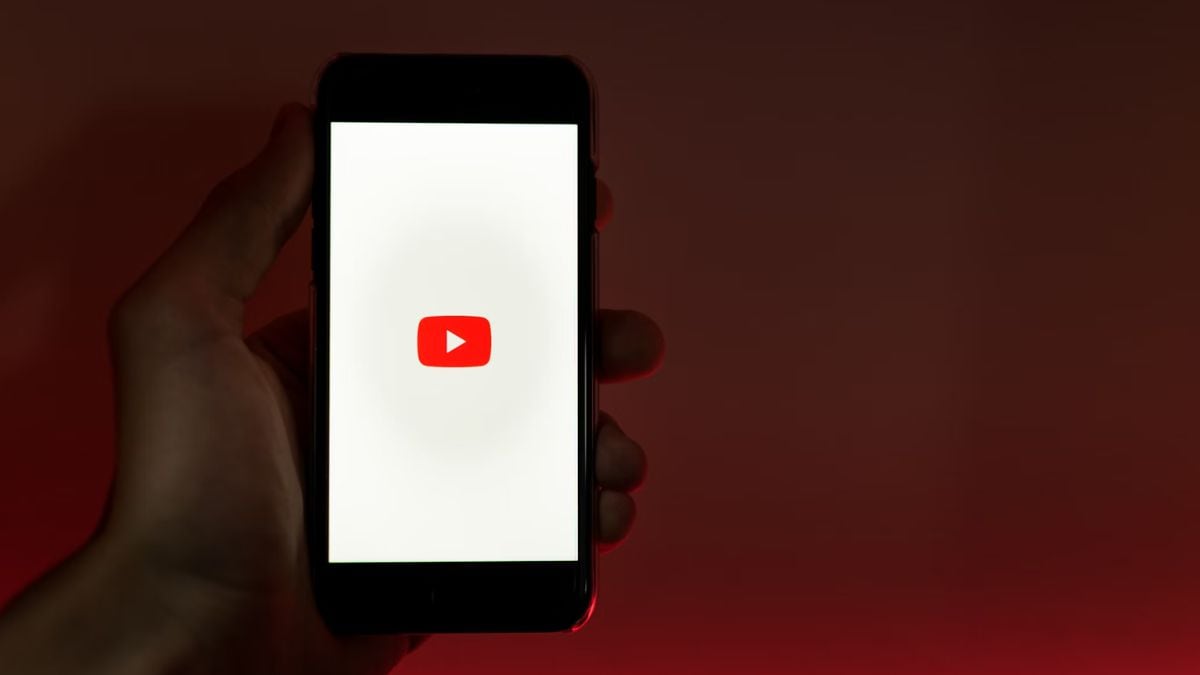 YouTube Shorts Rolling Out Photo-to-Video Tool for Animating Photos Along With New Generative Effects