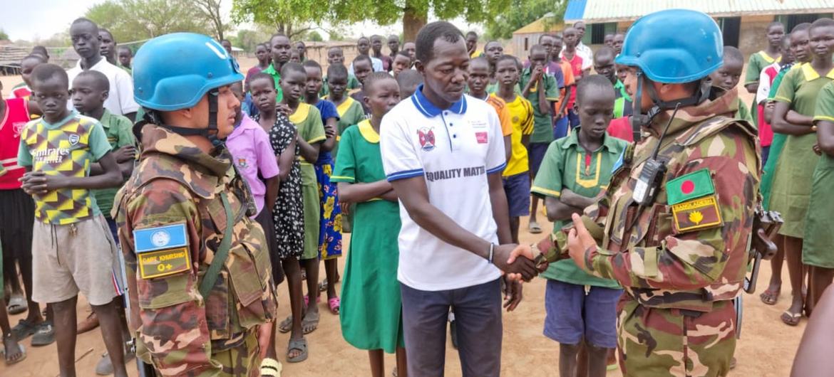 The UN peacekeeping mission in South Sudan, UNMISS, was mandated by the Security Council. The UN peacekeeping mission in South Sudan, UNMISS, was mandated by the Security Council.