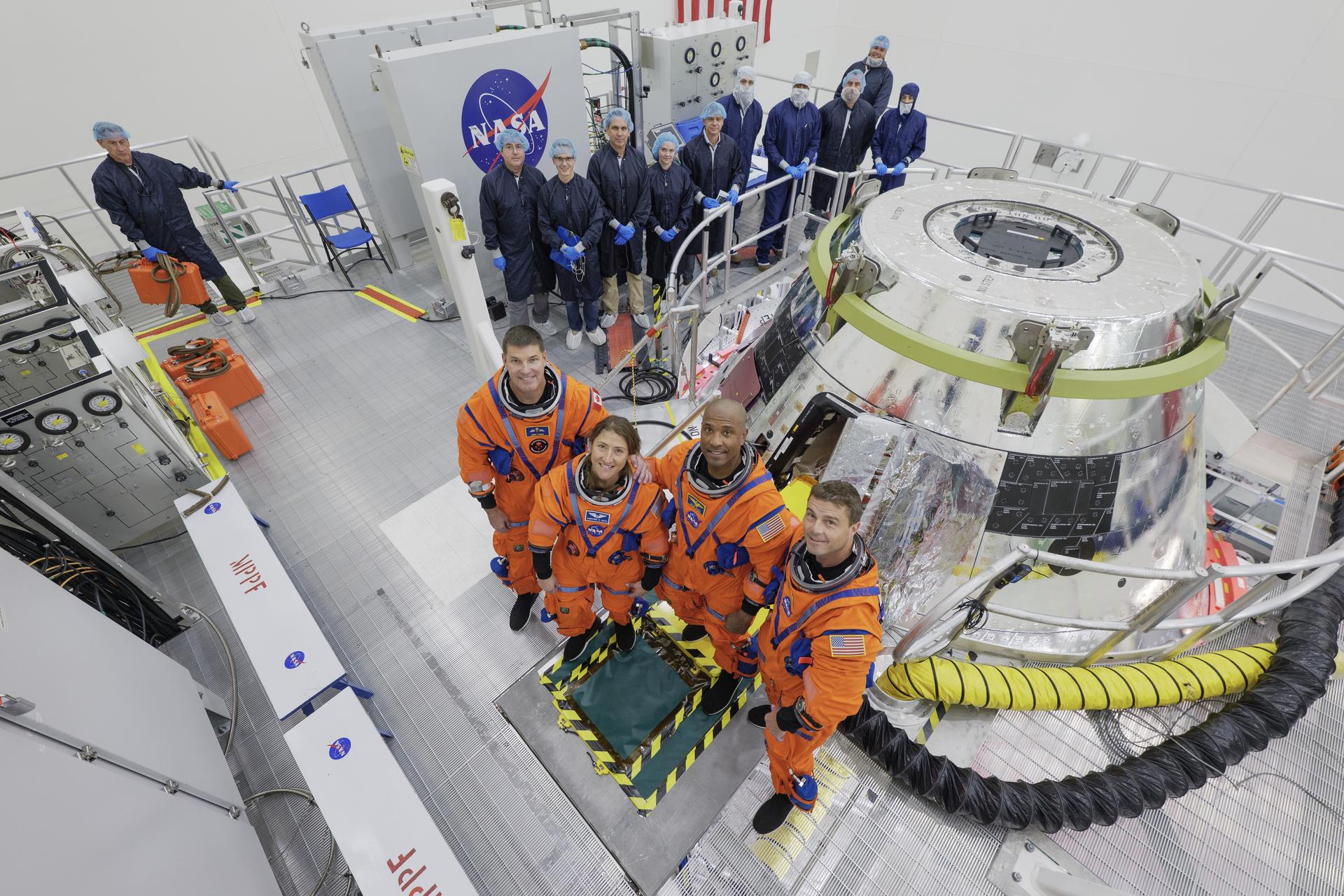 NASA’s Artemis Crew Trains in Moonbound Orion Ahead of Mission