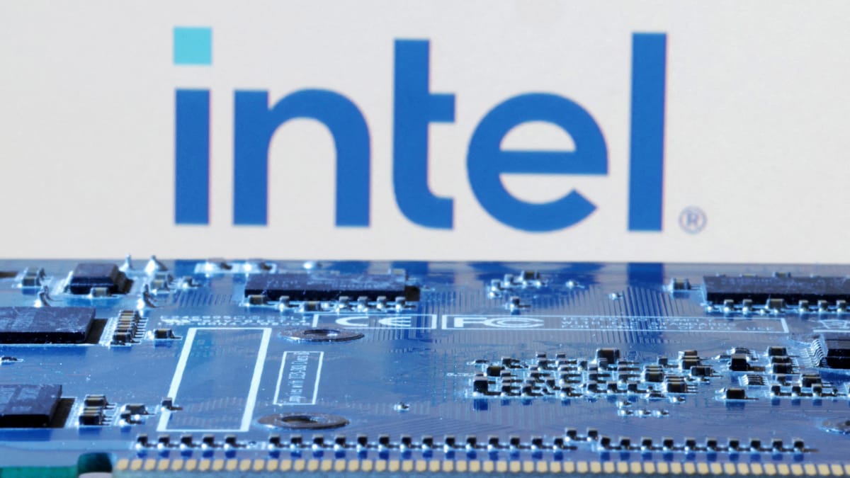 Intel Said to Be Struggling With Key Manufacturing Process for Next PC Chip