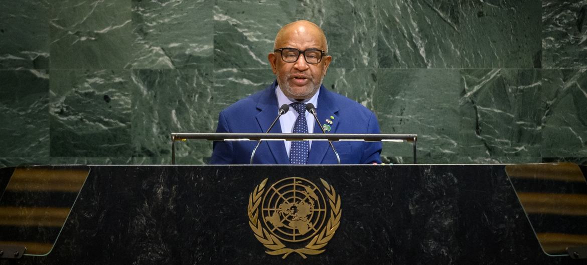 President Azali Assoumani of Comoros addresses the general debate of the General Assembly’s eightieth session. President Azali Assoumani of Comoros addresses the general debate of the General Assembly’s eightieth session.