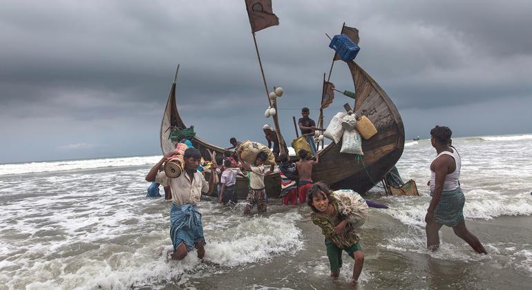 After mass exodus, limbo: Rohingya refugees test international resolve