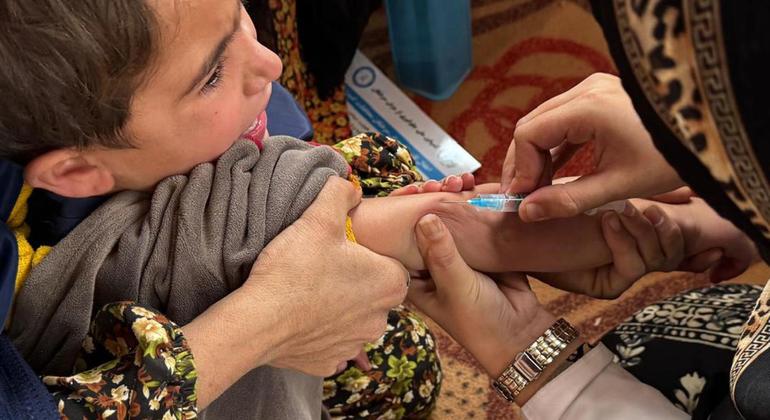 Global measles cases surge as 30 million children miss vaccines, UN health agency warns