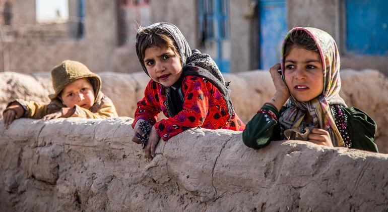 Afghanistan crisis deepens as record returns, drought and aid cuts strain economy