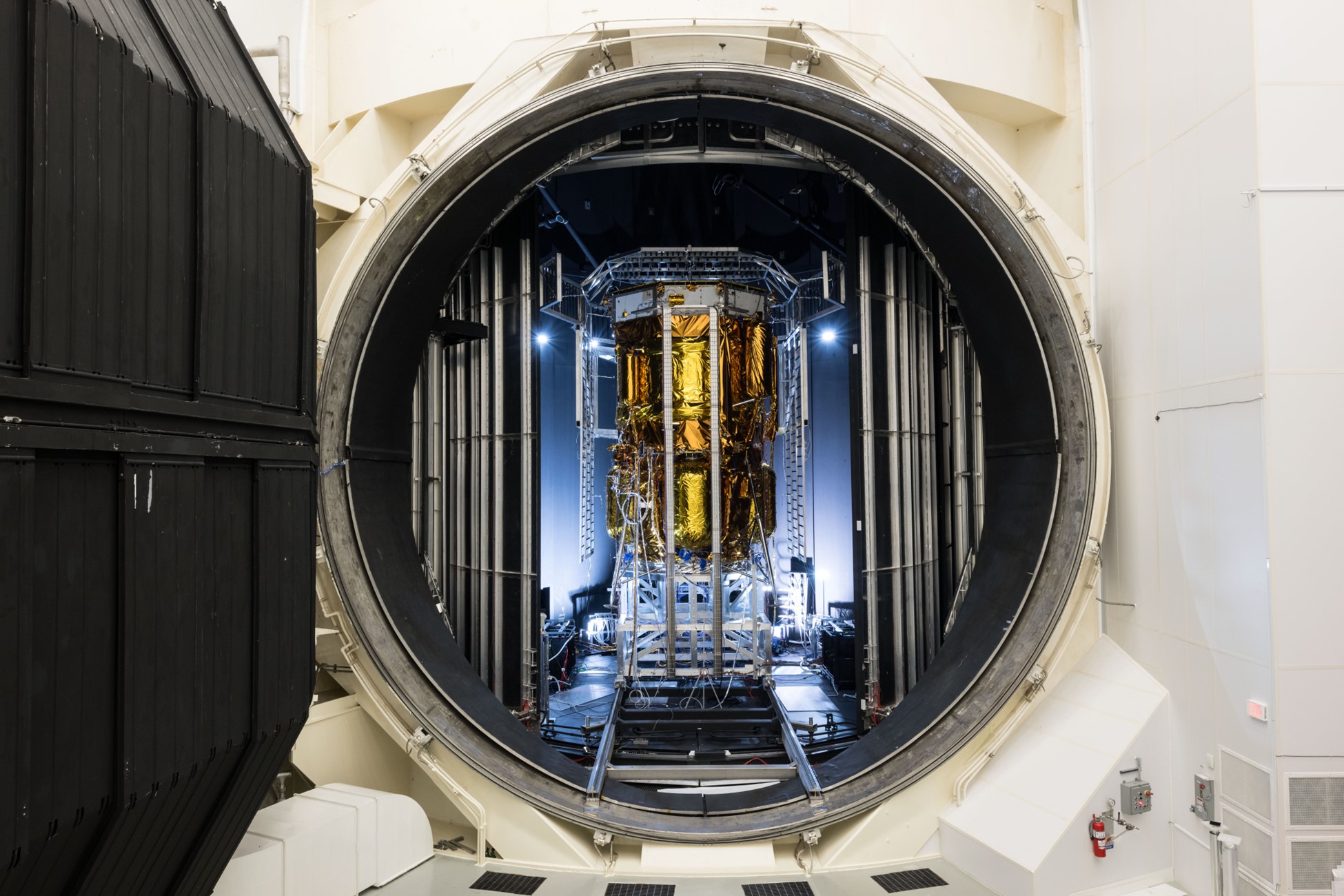 Environmental testing of Blue Origin’s Blue Moon Mark 1 (MK1) lunar lander has been completed inside Thermal Vacuum Chamber A at NASA’s Johnson Space Center in Houston.
