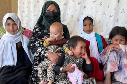 Afghan mothers and children face worsening hunger crisis, WFP warns