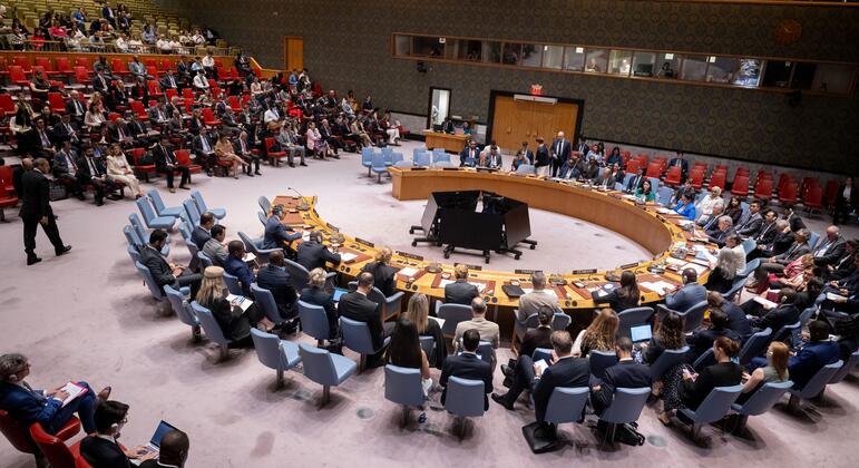 Middle East LIVE: Diplomacy in focus as escalation ‘reverberates across borders and continents’, warns UN chief