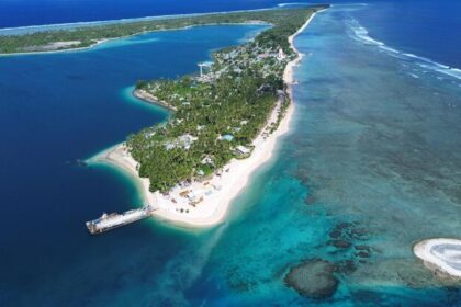 Earth Day: The battle to save a drowning Pacific island nation